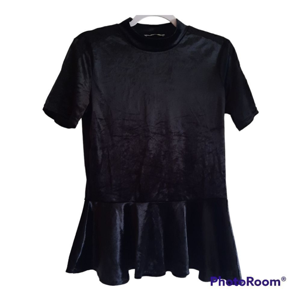 ZARA Trafaluc Velvet Short Sleeve Peplum Top